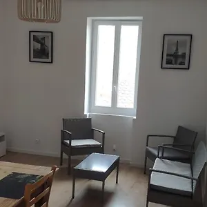 https://basique-mais-fonctionnel.midi-pyreneeshotels.com